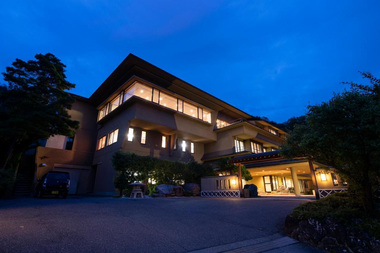 Saneikaku Hotel Matsumoto Exterior foto